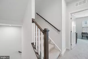 42587 Pitlochry Dr, Sterling, VA 20166 - Photo 28