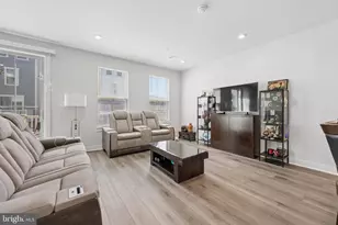 42587 Pitlochry Dr, Sterling, VA 20166 - Photo 10