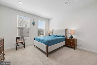 42587 Pitlocherey Drive, Sterling, VA 20166 - Photo 30
