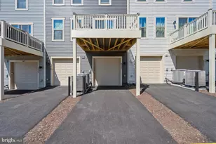 42587 Pitlochry Dr, Sterling, VA 20166 - Photo 50