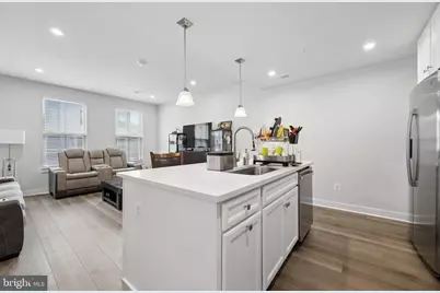 42587 Pitlocherey Drive, Sterling, VA 20166 - Photo 22