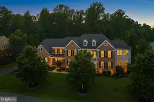 22391 Conservancy Drive, Ashburn, VA 20148 - Photo 2