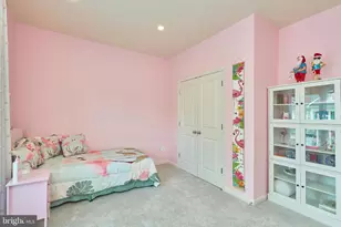 42719 Explorer Dr, Brambleton, VA 20148 - Photo 40