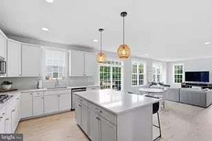 17992 Ridgewood Pl, Round Hill, VA 20141 - Photo 20