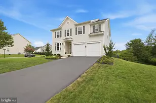 17992 Ridgewood Pl, Round Hill, VA 20141 - Photo 4
