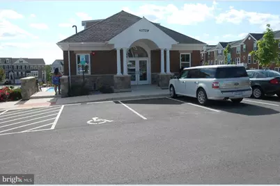 20652 Tannahill Terrace, Ashburn, VA 20147 - Photo 2