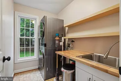 42855 Chatelain Circle, Ashburn, VA 20148 - Photo 12