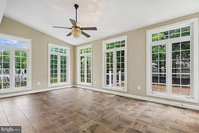 42855 Chatelain Circle, Ashburn, VA 20148 - Photo 8