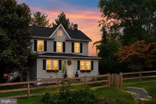 411 E A St, Purcellville, VA 20132 - Photo 1