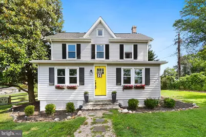 411 E A Street, Purcellville, VA 20132 - Photo 1