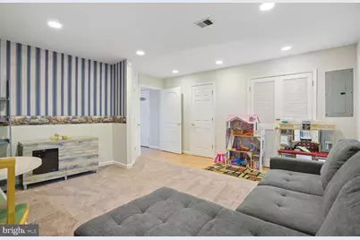 21717 Frame Square, Broadlands, VA 20148 - Photo 6