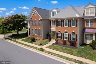 41834 Bristow Manor Dr, Ashburn, VA 20148 - Photo 2