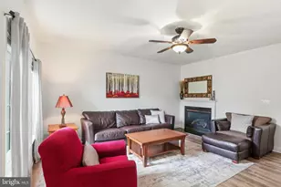 41834 Bristow Manor Dr, Ashburn, VA 20148 - Photo 10