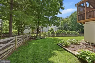21598 Goodwin Ct, Broadlands, VA 20148 - Photo 6