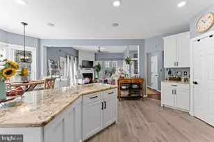 43550 Riverpoint Dr, Leesburg, VA 20176 - Photo 8