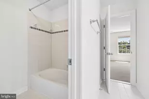 22411 Conservancy Drive, Ashburn, VA 20148 - Photo 60