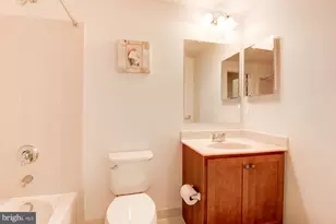 43237 Mitcham Square, Ashburn, VA 20148 - Photo 30