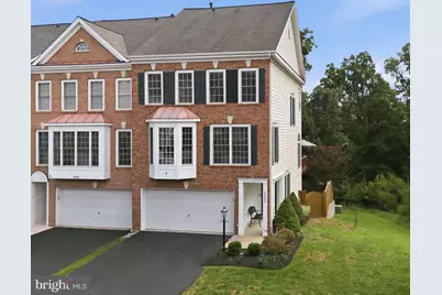 18430 Montview Square, Leesburg, VA 20176 - Photo 1