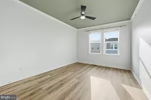 24537 Glenville Grv Ter, Aldie, VA 20105 - Photo 10