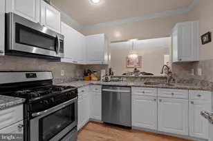 20322 Beechwood Terrace, Ashburn, VA 20147 - Photo 8