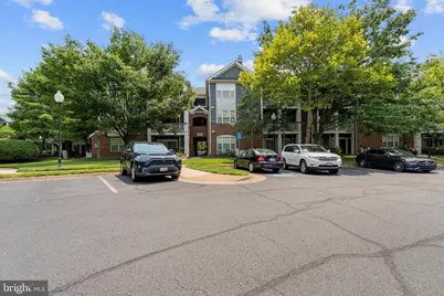 20322 Beechwood Terrace #202, Ashburn, VA 20147 - Photo 2