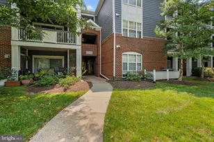 20322 Beechwood Terrace, Ashburn, VA 20147 - Photo 1