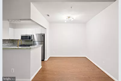 20322 Beechwood Terrace #301, Ashburn, VA 20147 - Photo 8