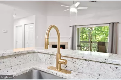 20322 Beechwood Terrace #301, Ashburn, VA 20147 - Photo 16