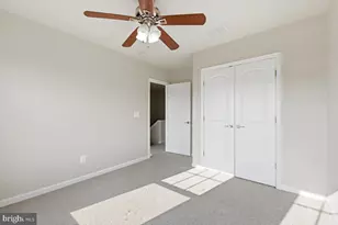 43350 Wayfarer Sq, Chantilly, VA 20152 - Photo 18