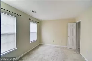 22932 Regent Terrace, Sterling, VA 20166 - Photo 12
