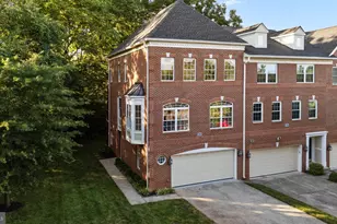 47740 Warwickshire Terrace, Sterling, VA 20165 - Photo 12