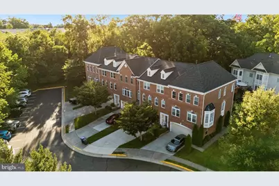 47740 Warwickshire Terrace, Sterling, VA 20165 - Photo 10