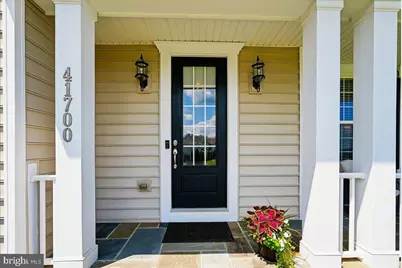41700 Wakehurst Place, Leesburg, VA 20176 - Photo 4