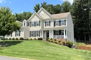 41700 Wakehurst Pl, Leesburg, VA 20176 - Photo 1