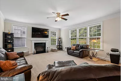 41700 Wakehurst Place, Leesburg, VA 20176 - Photo 32