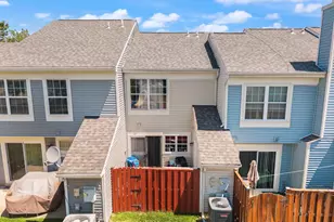 46703 Atwood Square, Sterling, VA 20164 - Photo 4