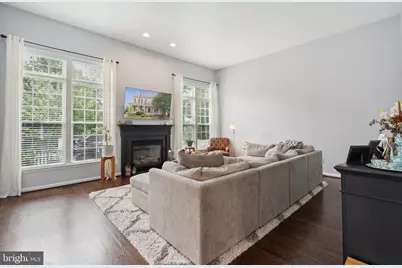 43309 Atherton Street, Ashburn, VA 20147 - Photo 4