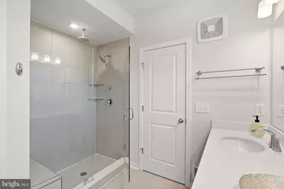46005 Woodpecker Square, Sterling, VA 20165 - Photo 20