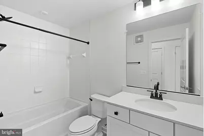 43841 Venetian Square, Ashburn, VA 20147 - Photo 14