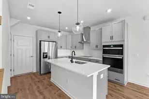 43841 Venetian Sq, Ashburn, VA 20147 - Photo 1