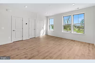 43841 Venetian Square, Ashburn, VA 20147 - Photo 4