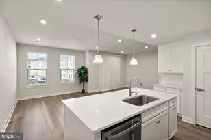 42564 Invergordon Ter, Sterling, VA 20166 - Photo 12