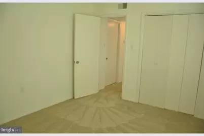 125 Clubhouse Drive SW #6, Leesburg, VA 20175 - Photo 16