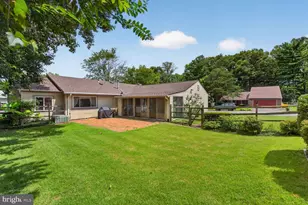 323 Avondale Dr, Sterling, VA 20164 - Photo 48