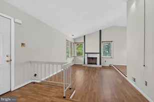 323 Avondale Dr, Sterling, VA 20164 - Photo 6