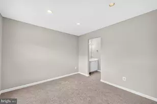 26025 Murrey Dr, Chantilly, VA 20152 - Photo 48