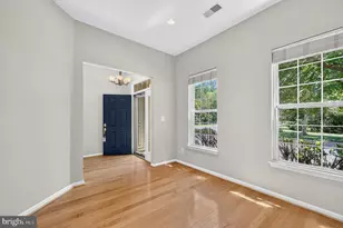 26025 Murrey Dr, Chantilly, VA 20152 - Photo 10