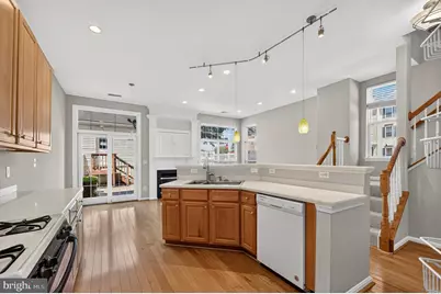 26025 Murrey Drive, Chantilly, VA 20152 - Photo 14