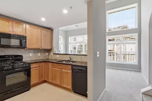 504 Sunset View Terrace SE, Leesburg, VA 20175 - Photo 10