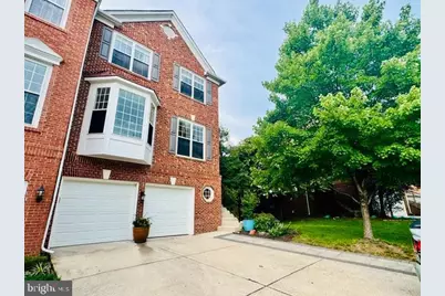 45784 Mountain Pine Square, Sterling, VA 20166 - Photo 2